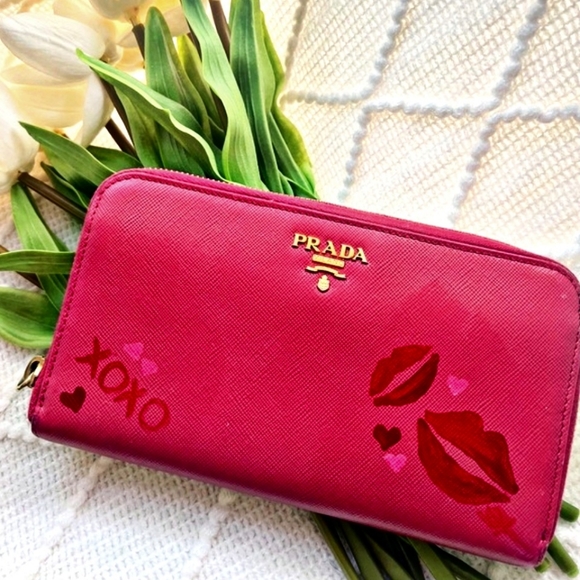 Authentic Prada Pink Saffiano Zip Wallet with Handpainted Kisses & Hugs - Picture 1 of 5